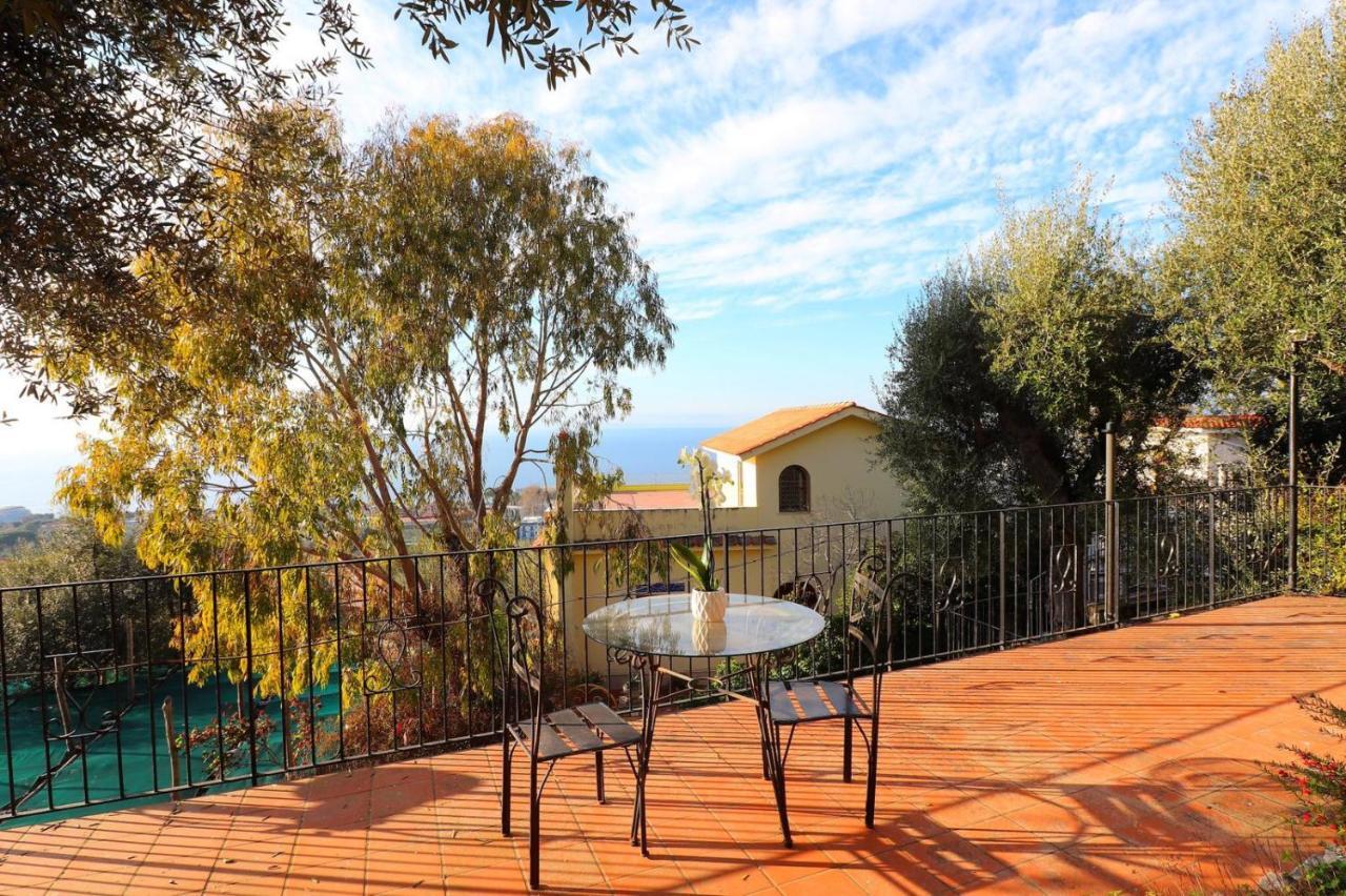 Ulivi Apt Vila Sorrento Exterior foto